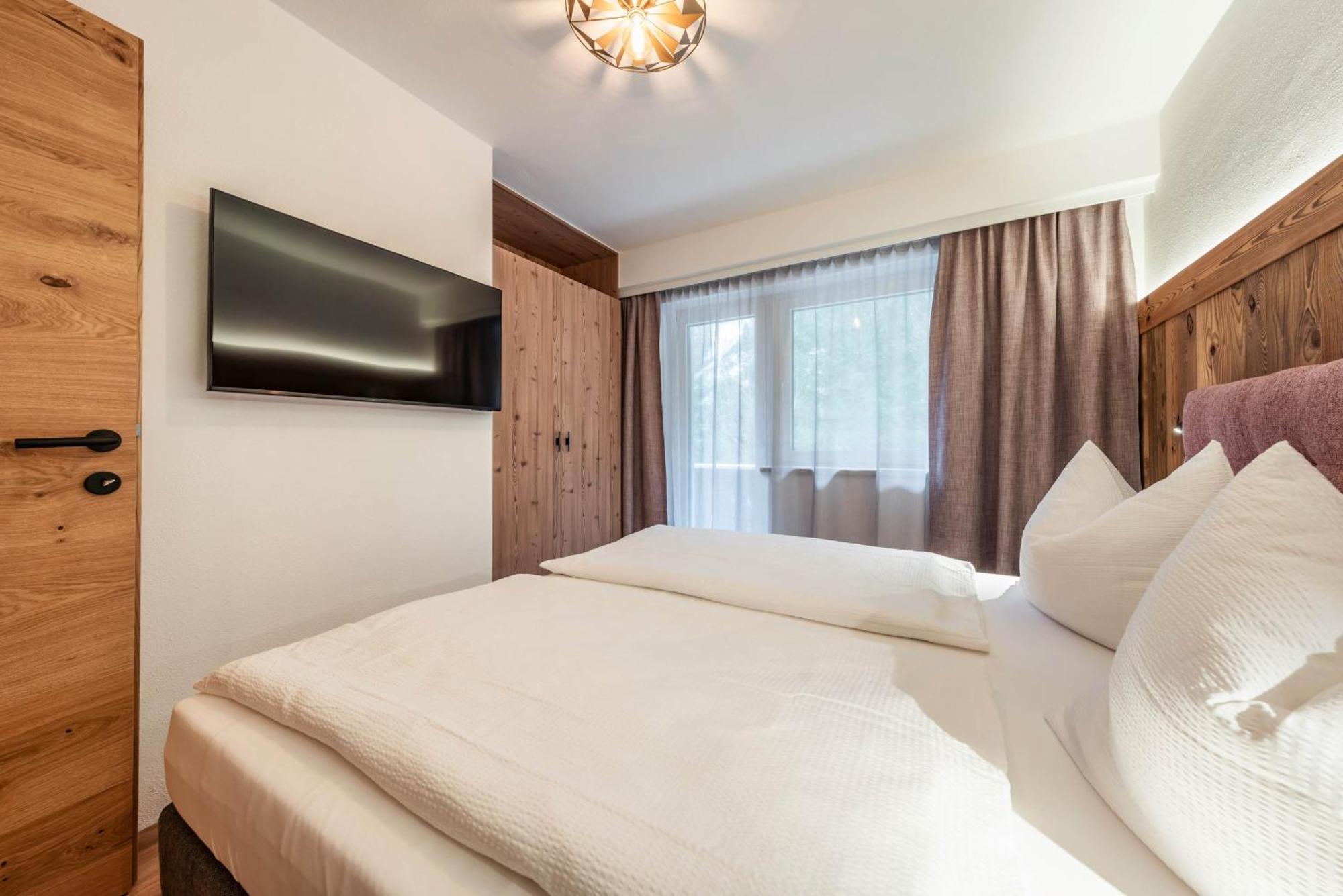 Montana Apartments ไมย์อาโฮเฟิน ภายนอก รูปภาพ