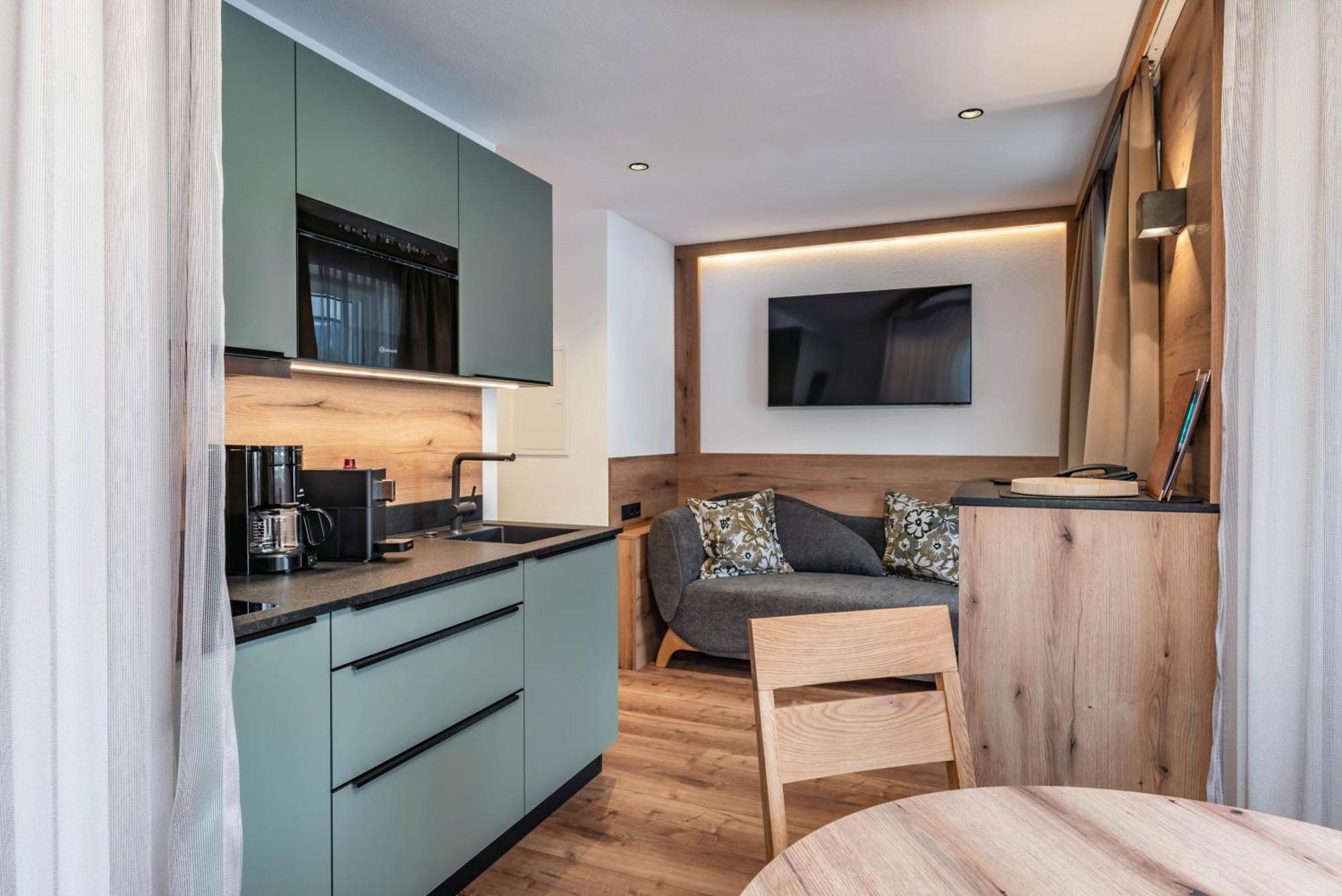 Montana Apartments ไมย์อาโฮเฟิน ภายนอก รูปภาพ