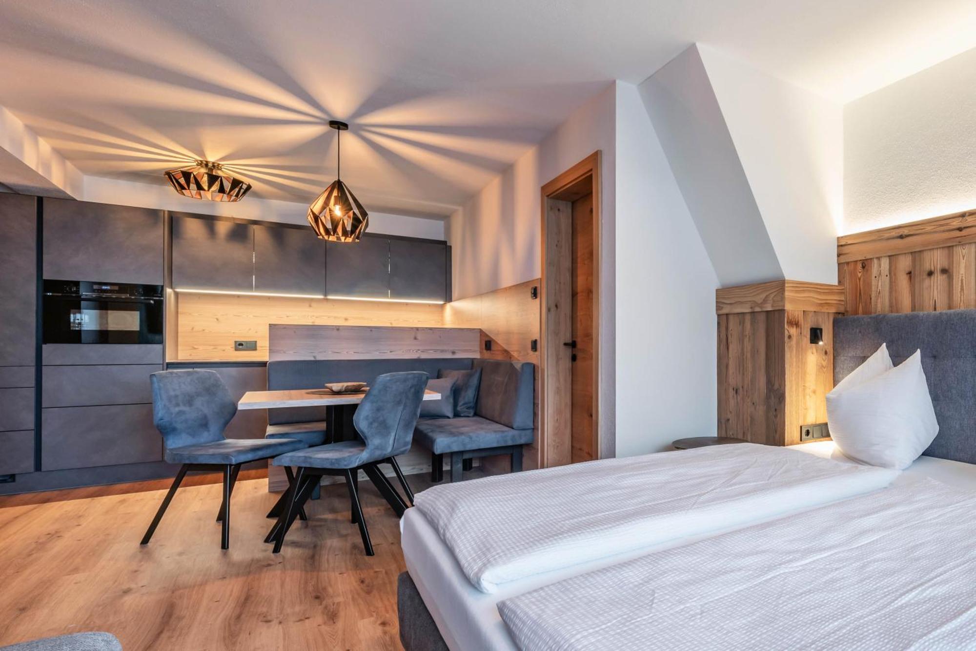 Montana Apartments ไมย์อาโฮเฟิน ภายนอก รูปภาพ